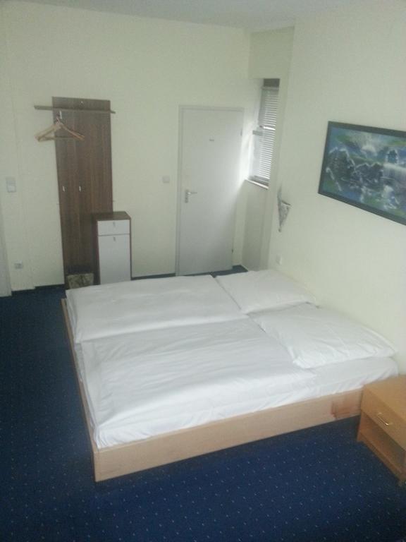 Hotelgarni Frankfurt Frankfurt am Main Værelse billede